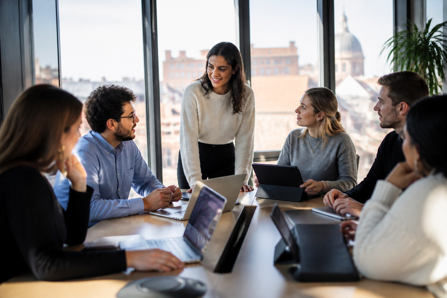 Atelier de formation professionnelle avec plusieurs participants en réunion à Toulouse